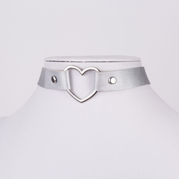 Silver faux leather heart choker with metal detail